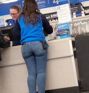 Lovely jeans ass at the supermarket (not oc)
