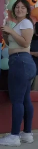 More hot pics of a great bubble ass in tight blue jeans