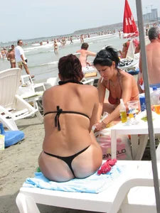 Candid beach and bikini babes