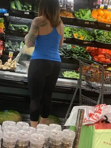 Grocery store tattooed babe in tight leggings