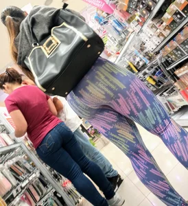Nice Butt and shapely legs in tight leggings