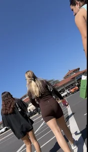 LOCOS  Blonde with a nice ass