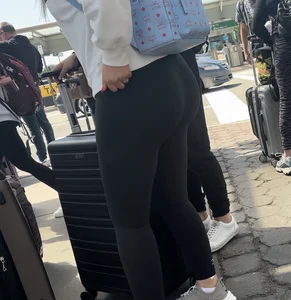 Tall European big bubbly ass ( OC , Airport Series )