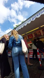 The Blonde Tight Pants Immersion
