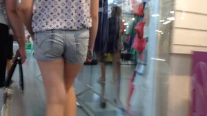 Sexy Ass and Legs in Denim Shorts in the Mall Creepshots