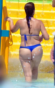 Candid beach and bikini babes