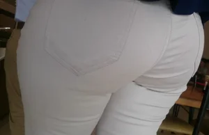 Thick sexy booty in white jeans with vpl