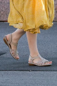 Large collection of candid girls' legs and feet in public places
