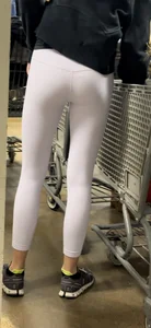 Petite butt in Lulu leggings VPL