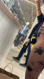 Fit Latina shopping (oc)