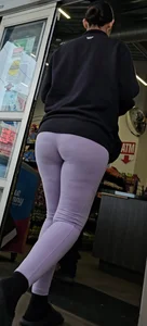 Lavander leggings (GIF)