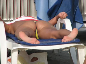 Candid beach and bikini babes