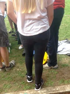 Blonde candid teen wearing leggings in the park creepshot