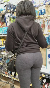 Wig at walmart is crazy  but I’d still clap