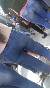 Petite brunette with a nice ass in tight jeans