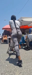 Stunning skinny butt with tight leggings showing VTL