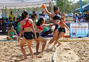 Thai candid volleyball girls