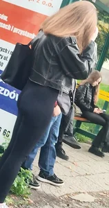 Pretty girl, black leggings, big ass, face