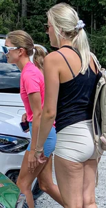Two hiking girls with killer ass and lovely cameltoe
