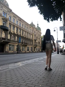 Cute Young Girl in Shorts Street And Subway Candid Gallery
