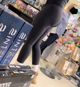 Brunette PAWG at the Toy   Store