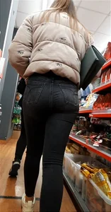 Teen in tight jeans shopping