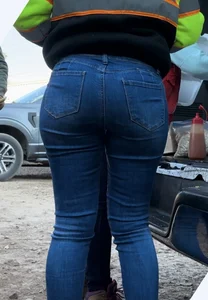 Latina food truck lady  pt 2!