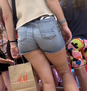 Pony Tail Girl Jean Shorts