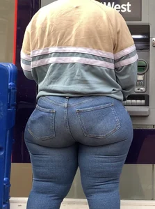 Wide hips Ebony standing in line