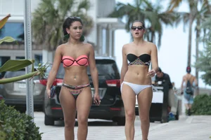 Florida beach and bikini girls