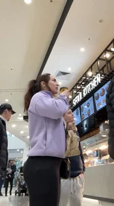 Very sexy bubbles  in the mall and a cameltoe