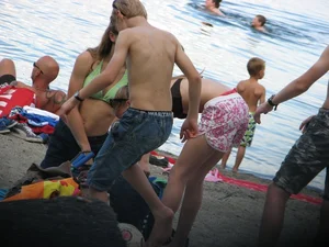 Bikini girls