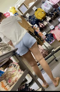 Small ass BIG WEDGIE !(oc)
