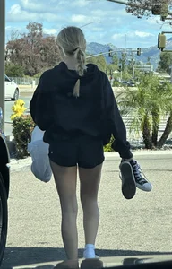 Tight college girl with a plump ass in short shorts