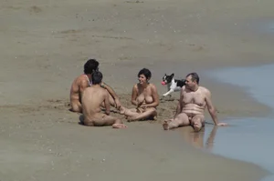 Sexy mature girls on Vilanova topless beach