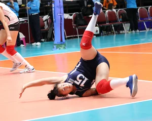 Thai candid volleyball girls