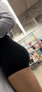 Fine af Brunette Babe with Bubble Ass (OC)