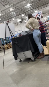 Hot girl at Costco in skin tight jeans with a great ass