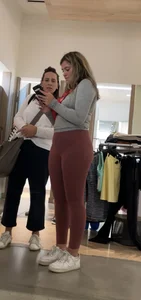 outrageously fat ass on this lulu employee