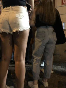 Girl in White Mini-Shorts with Hot Legs Street Closeup Candid