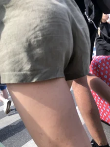 Hot Girl In Shorts Street Crosswalk Creepshots Gallery - Closeups of Her Gorgeous Legs