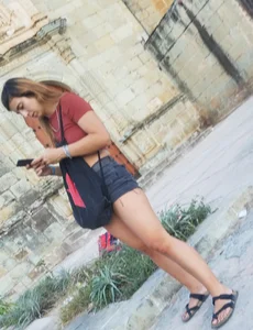 Nice girl in short shorts, nice cheeks