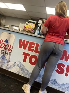 Great wedgie, dirty blonde