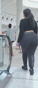 Phat Ass on Escalator