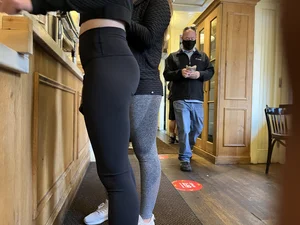 Cute booty in black spandex