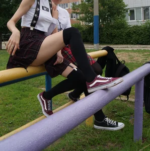 Teen JB with Skinny Legs in Knee Socks Hot Candid