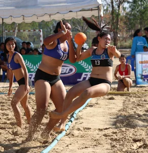 Thai candid volleyball girls