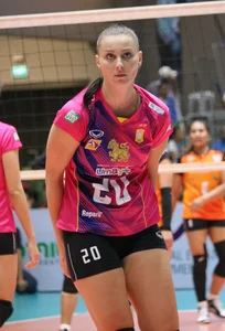 Thai candid volleyball girls