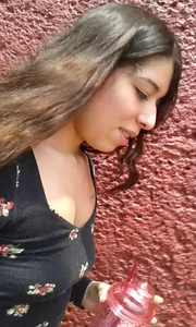 Brunette with a nice booty in shorts