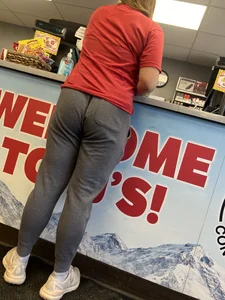 Great wedgie, dirty blonde